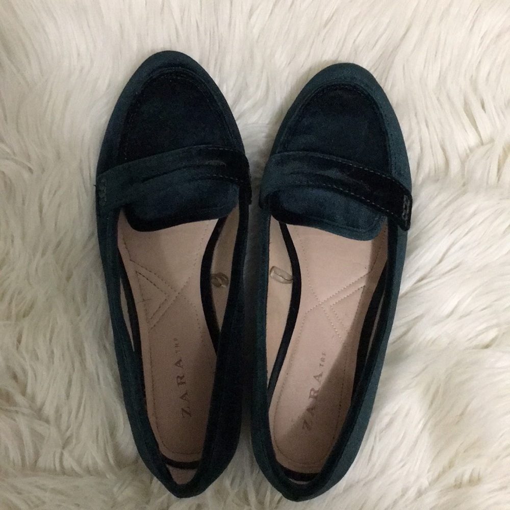 Zara Green Velvet Flats 8.5/39